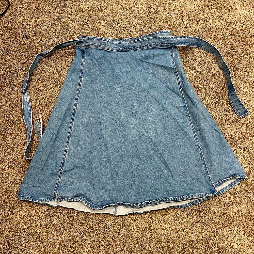 Kate spade denim wrap skirt, size 14